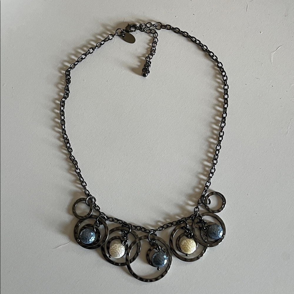 Elegant Black and Cream Necklace